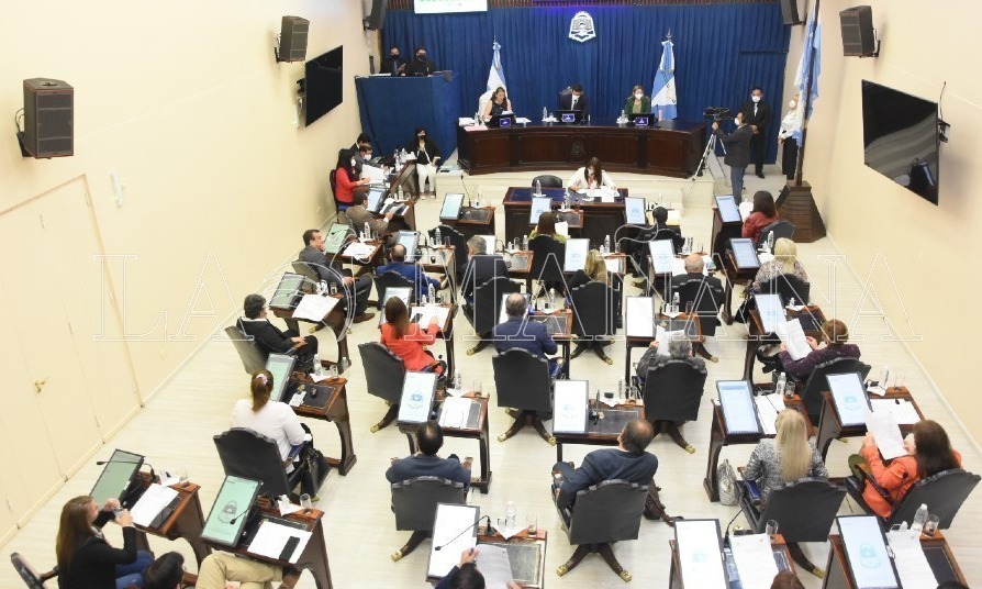 Se aprobó por unanimidad la creación de  la Universidad Provincial de Laguna Blanca